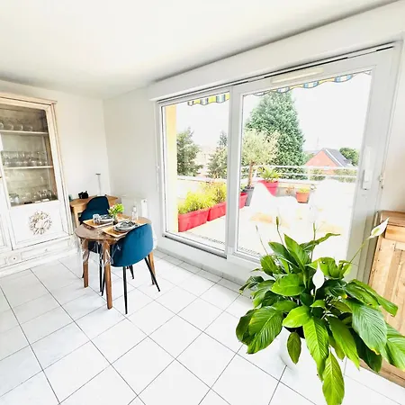 アパート Valenspot